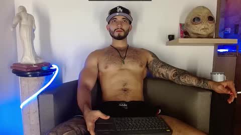 Snapshot of morgann_jones chatting on December 5, 2025, 8:16 pm morgan online show from December 5, 2025, 8:16 pm