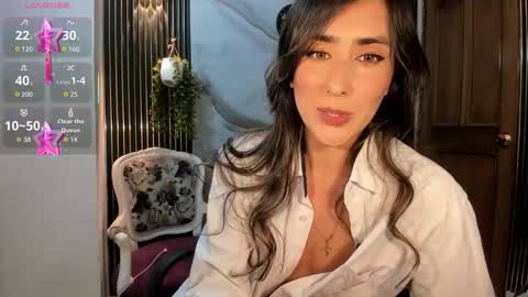 Moriah online show from March 25, 2026, 7:31 pm