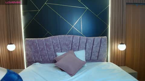 Moriah online show from March 16, 2026, 12:20 pm