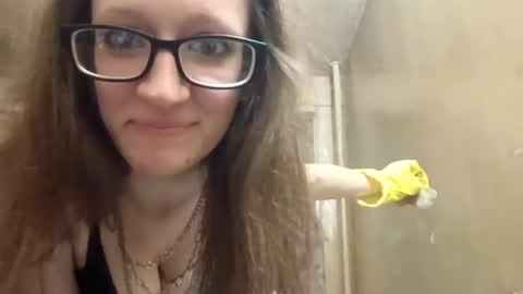 Snapshot of morriganthorn chatting on October 12, 2025, 12:09 am Switch Princess Chloe online show from October 12, 2025, 12:09 am