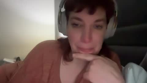 Mossy Mommy online show from February 16, 2025, 2:31 am