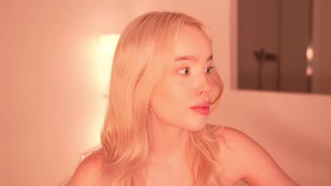 Snapshot of mother__of__dragons chatting on November 13, 2025, 10:19 pm Deni and Jett my weekly schedule online show from November 13, 2025, 10:19 pm