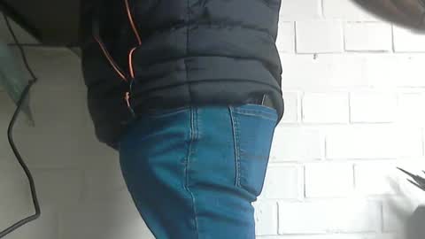 Snapshot of motofann2 chatting on January 29, 2025, 11:20 am motofann2 online show from January 29, 2025, 11:20 am