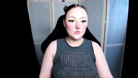 motorkate online show from November 18, 2025, 1:55 am