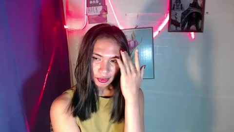 mouiline_rouge69 online show from February 13, 2025, 1:50 am