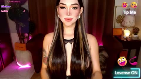 Snapshot of mouthwatering_ayesha chatting on December 3, 2025, 1:46 am mouthwatering_ayesha online show from December 3, 2025, 1:46 am