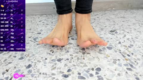 moxa hot online show from December 21, 2024, 2:37 pm