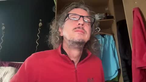 lets chat and cum together no tokens online show from January 19, 2026, 9:35 am