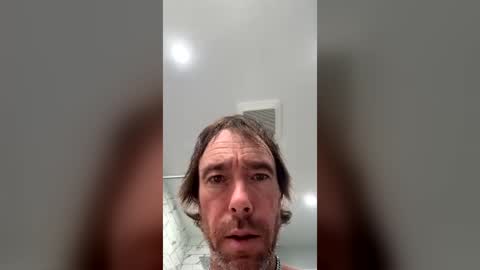 Snapshot of mr_a420 chatting on June 19, 2026, 6:07 am mr_a420 online show from June 19, 2026, 6:07 am