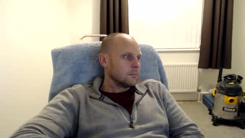 Mr Baldy Likes to Chat online show from October 17, 2025, 11:18 pm