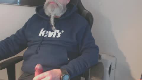 mr_boombastic2021 online show from March 8, 2025, 11:27 am