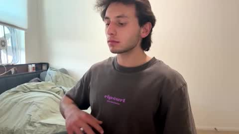 Hunter online show from February 12, 2026, 1:11 am