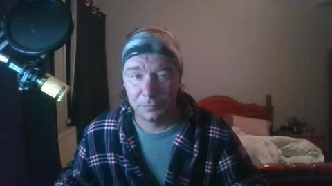 Snapshot of mr_i_ chatting on November 16, 2025, 8:36 pm mr_i_ online show from November 16, 2025, 8:36 pm