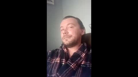 mr_i_ online show from April 5, 2026, 4:37 pm