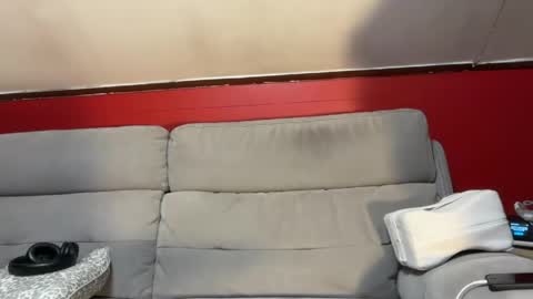 mr_irvin online show from May 7, 2026, 12:32 pm