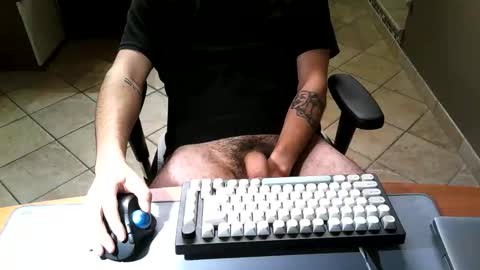 Snapshot of mr_kaa chatting on November 21, 2025, 5:44 pm mr_kaa online show from November 21, 2025, 5:44 pm