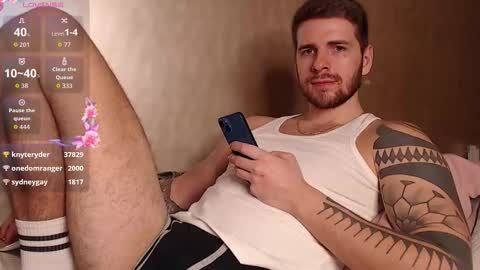 mr_longboy online show from January 9, 2026, 8:43 pm