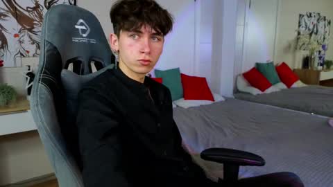 Kris online show from February 13, 2025, 7:42 pm