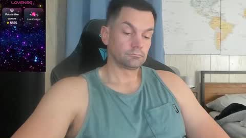 Snapshot of mr_mac69 chatting on December 27, 2024, 6:53 pm Cam online show from December 27, 2024, 6:53 pm