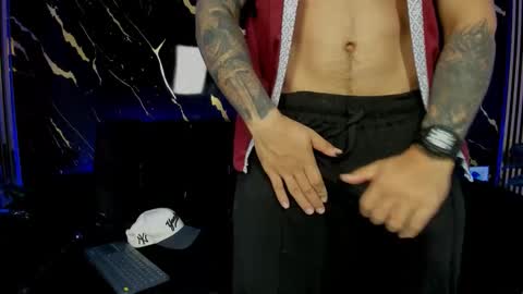 Snapshot of mr_maximo chatting on February 11, 2026, 5:12 am mr_maximo online show from February 11, 2026, 5:12 am