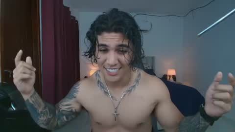 Snapshot of mr_maximo chatting on June 24, 2026, 2:32 am mr_maximo online show from June 24, 2026, 2:32 am