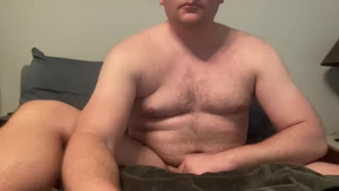 Snapshot of mr_rw chatting on November 7, 2025, 10:32 pm mr_rw online show from November 7, 2025, 10:32 pm