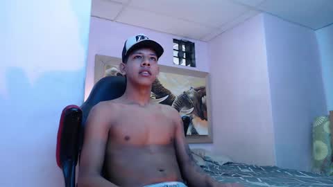 Snapshot of mr_stiven_ chatting on February 17, 2025, 5:58 am mr_stiven_ online show from February 17, 2025, 5:58 am