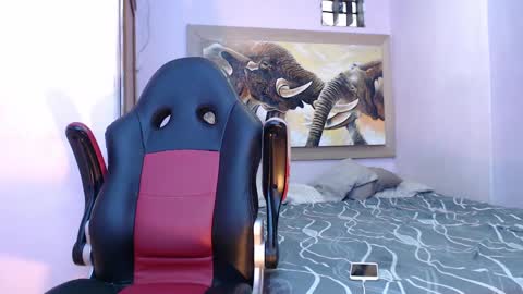 Snapshot of mr_stiven_ chatting on March 7, 2025, 3:08 am mr_stiven_ online show from March 7, 2025, 3:08 am