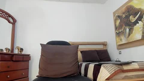 Snapshot of mr_stiven_ chatting on March 2, 2026, 5:08 am mr_stiven_ online show from March 2, 2026, 5:08 am