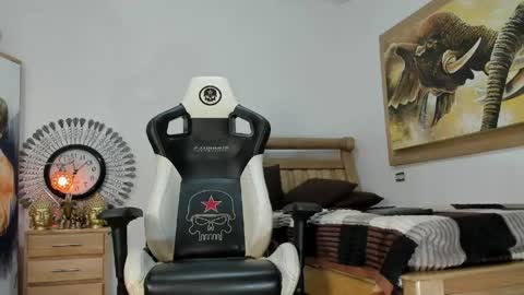 Snapshot of mr_stiven_ chatting on March 24, 2026, 3:00 am mr_stiven_ online show from March 24, 2026, 3:00 am