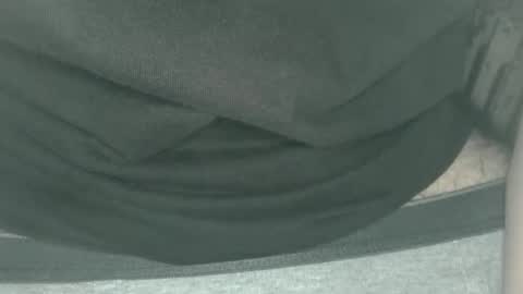 mr_whiiif online show from December 2, 2025, 7:03 am