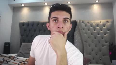 Snapshot of mr_williseo chatting on March 3, 2025, 10:20 pm williseo online show from March 3, 2025, 10:20 pm