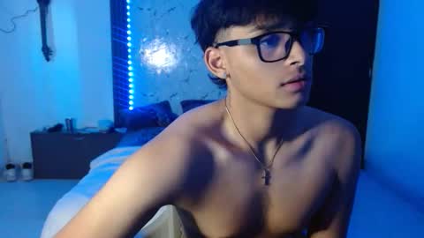 Snapshot of mr_yisuz chatting on May 19, 2026, 6:47 pm yisuz online show from May 19, 2026, 6:47 pm