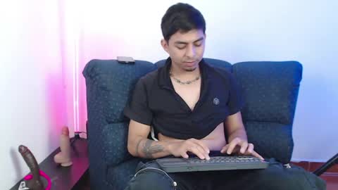 Alpha LATINO online show from April 25, 2026, 4:59 am