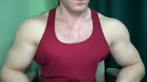 Snapshot of mrbiceps_23 chatting on February 9, 2025, 2:07 pm Mrbiceps23 online show from February 9, 2025, 2:07 pm