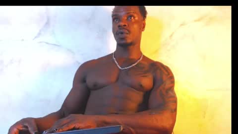 Snapshot of mrbyronstallion chatting on September 29, 2025, 5:29 pm byron online show from September 29, 2025, 5:29 pm