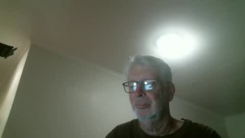 Snapshot of mrcreek1531 chatting on May 9, 2026, 10:53 am mrcreek1531 online show from May 9, 2026, 10:53 am