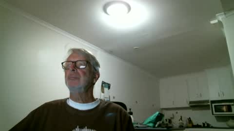 Snapshot of mrcreek1531 chatting on June 17, 2026, 7:33 am mrcreek1531 online show from June 17, 2026, 7:33 am
