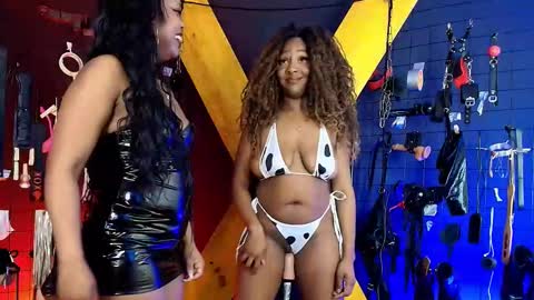 Snapshot of mrebonybdsm chatting on September 30, 2025, 8:47 pm mrebonybdsm online show from September 30, 2025, 8:47 pm