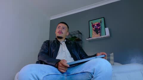 Mr Fox online show from April 1, 2026, 11:44 am