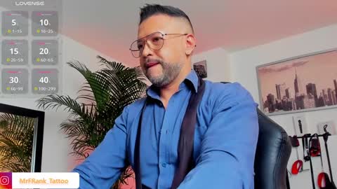 MrFrank. online show from December 15, 2024, 2:48 pm