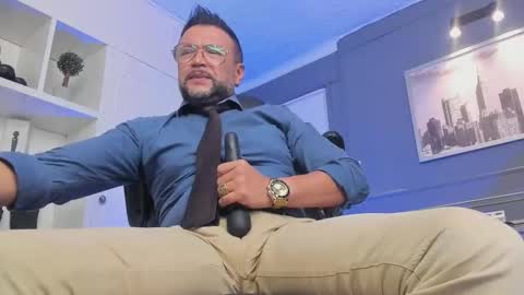 MrFrank. online show from March 11, 2025, 3:23 pm