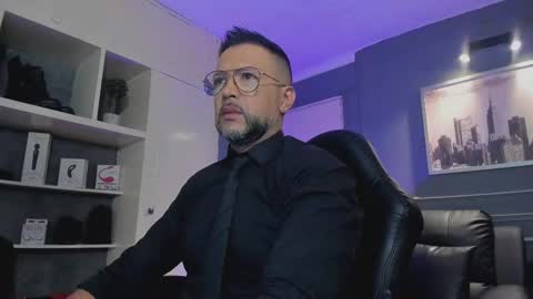 MrFrank. online show from September 26, 2025, 11:36 am