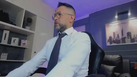 MrFrank. online show from October 6, 2025, 1:52 pm