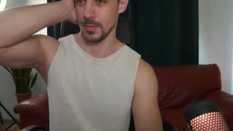 juan luis online show from October 29, 2025, 8:16 am