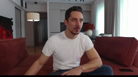 juan luis online show from November 18, 2025, 9:03 am