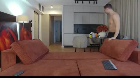 juan luis online show from November 23, 2025, 8:03 am