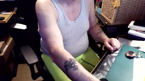 Tom online show from May 2, 2026, 7:57 am