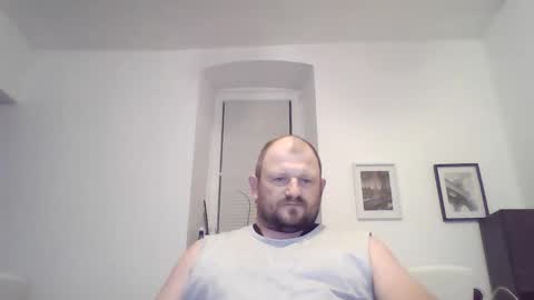Snapshot of mrhotsex69 chatting on September 12, 2025, 2:33 am mrhotsex69 online show from September 12, 2025, 2:33 am