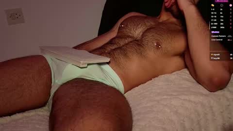 Snapshot of mrj9921 chatting on March 10, 2026, 9:31 pm Juan online show from March 10, 2026, 9:31 pm